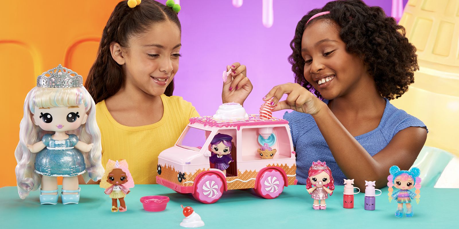 Kids playing with the Yummiland Lip Gloss Truck and dolls